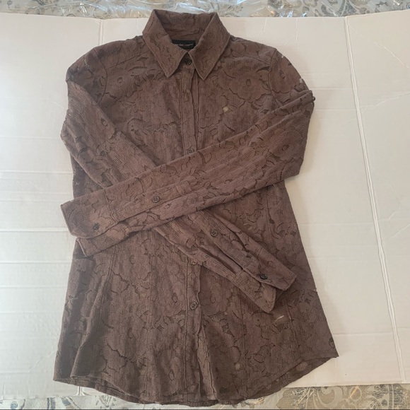 New York and Co. Ladies buttoned, long sleeve, lace top, brown, size Small - Picture 4 of 9